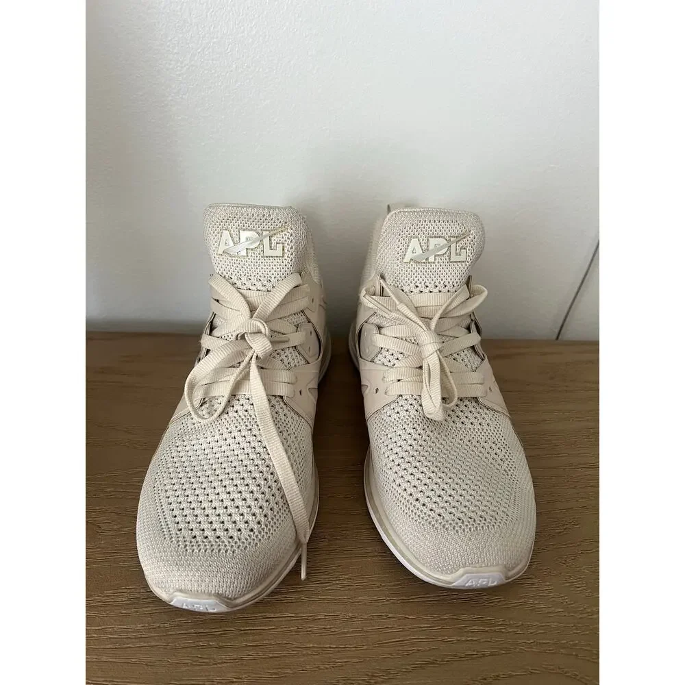APL Athletic Propulsion Labs Ascend Women's Cream Training Shoes 10.5